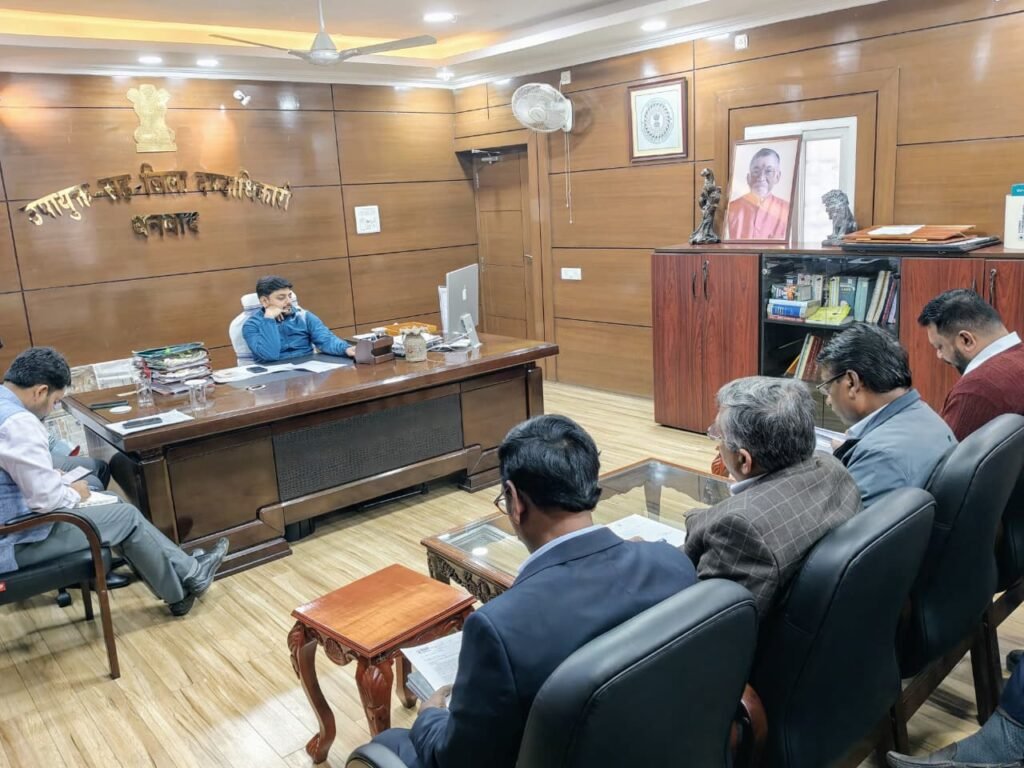 माइंस क्लोजर एडवाइजरी कमेटी के गठन से पूर्व स्टेकहोल्डर्स के साथ बैठक संपन्न…