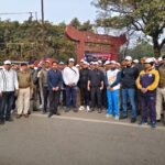 राष्ट्रीय मतदाता दिवस एवं राष्ट्रीय सड़क सुरक्षा माह के अवसर पर मानव श्रृंखला बनाकर एक व्यापक जन-जागरूकता कार्यक्रम का किया गया आयोजन…