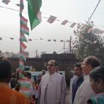 गणतंत्र दिवस के मौके पर बिजेपी नेता ने बच्चों को तिरंगा झंडा और मिठाइयाँ बाँटकर किया सम्मानित…