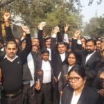 गुरुवार से धनबाद के अधिवक्ता करेंगे न्यायिक कार्यों का बहिष्कार,गेट के सामने बाउंड्रीवाल से है नाराजगी…