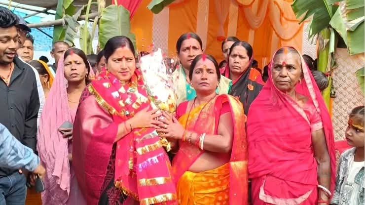 jharia अखंड हरि कीर्तन से बढ़ती है आस्था और एकता : विधायक रागिनी सिंह…