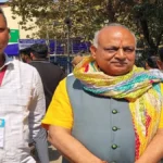 चंद्रशेखर अग्रवाल पिछड़े..