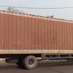 लोयाबाद में डाक पार्सल कंटेनर से बिजली तार टूटा, बड़ा हादसा टला…