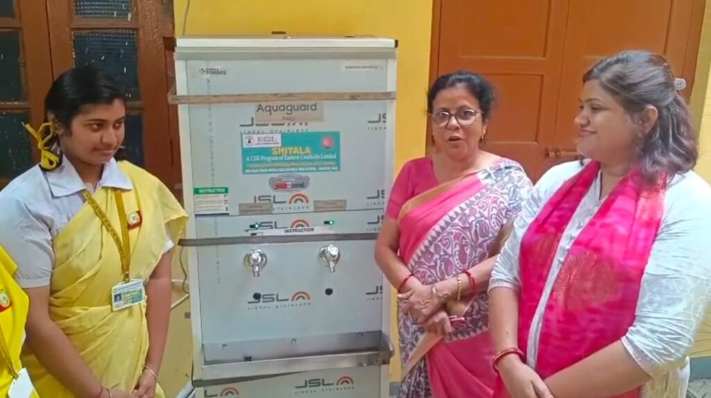 गर्मी के मौषम मे अब छात्रों को मिलेगा वाटर प्यूरीफायर मशीन से निकला शुद्ध शीतल जल…