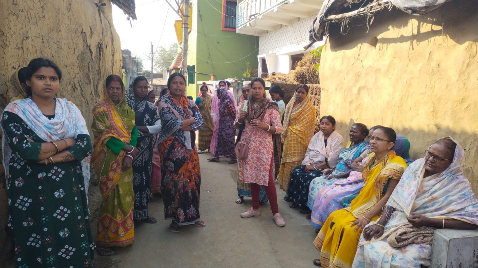 आसनसोल में “कंबल कांड” के बाद रायपाड़ा इलाका पुरुषविहीन, गिरफ्तारी के डर से घर छोड़कर फरार हुए लोग…