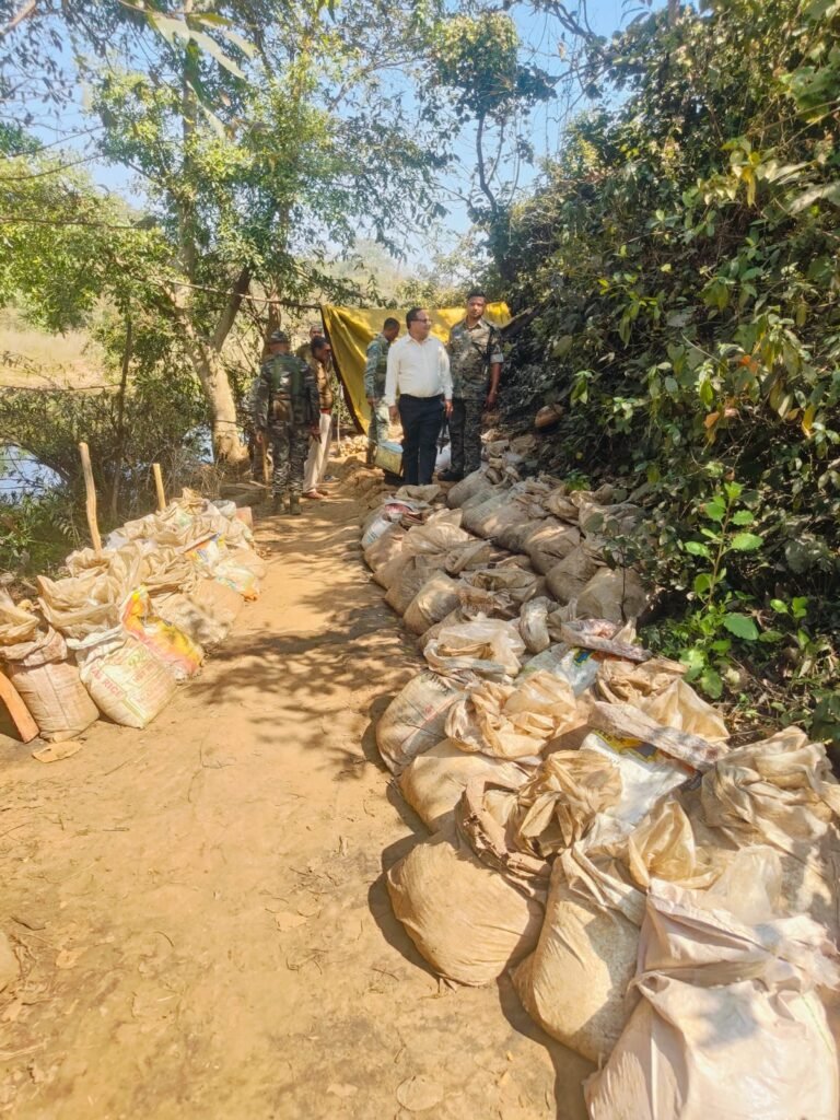 गुडासाई में अवैध शराब के खिलाफ बड़ी कार्रवाई, 2500 किलो जावा महुवा नष्ट…