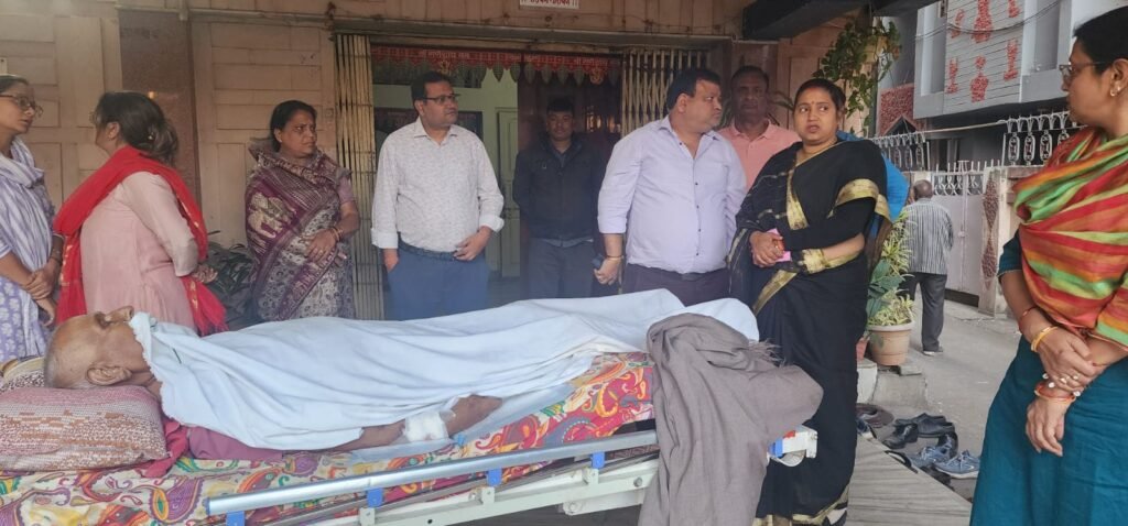 प्रसिद्ध उद्योगपति रतन लाल अग्रवाल के निधन पर शोक, विधायक रागिनी सिंह ने परिजनों से की मुलाकात….