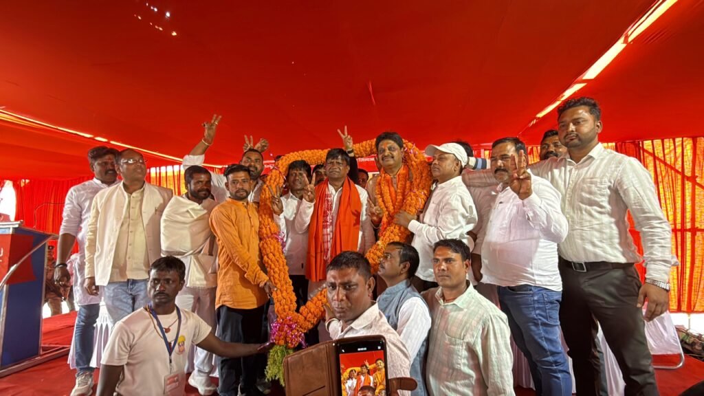 जन जन की पहली पसंद भाजपा समर्थित उम्मीदवार संजीव कुमार बनते जा रहे हैं…