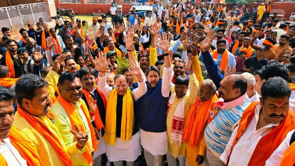 पुजारियों ने बीजेपी प्रत्याशी को समर्थन देने की घोषणा…