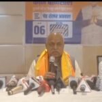 धनबाद नगर निगम चुनाव: अंतिम दिन मेयर प्रत्याशियों ने झोंकी पूरी ताकत, चंद्रशेखर अग्रवाल ने जारी किया घोषणा पत्र…