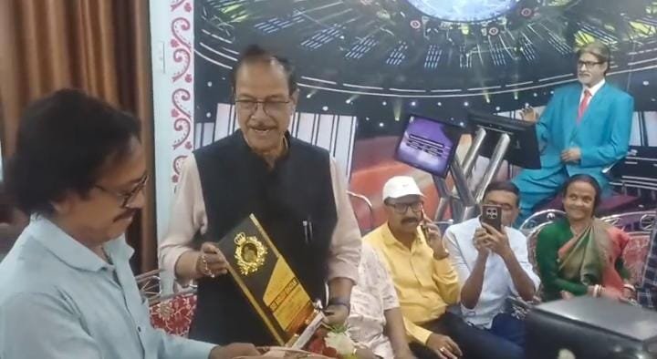 कोलकाता के बाद अब आसनसोल में हुई लियोनेल मेसी की प्रतिमा का अनावरण, फैंस में खुशी का माहौल….