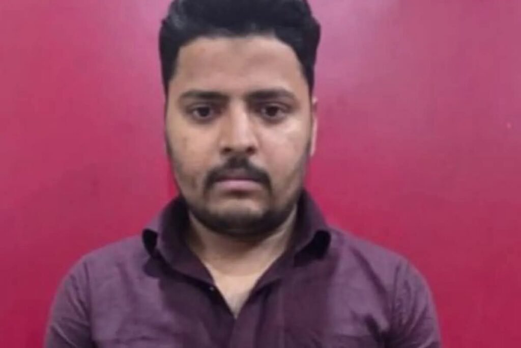 एसटीएफ ने शातिर गो-तस्कर को वाराणसी में दबोचा..चंदौली पुलिस ने रखा था ₹50 हजार का इनाम…