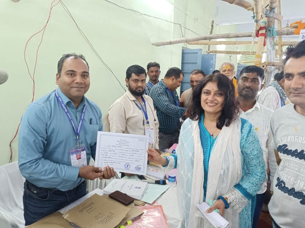 वार्ड संख्या 31 से मीनाक्षी सिंह हुई विजय…