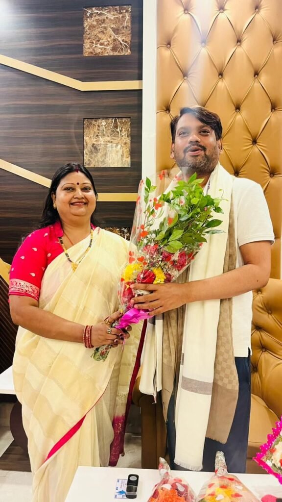 महिला सशक्तिकरण को लेकर मेयर संजीव सिंह से मिलीं लोजपा महिला प्रकोष्ठ की प्रदेश अध्यक्ष आशा राय…