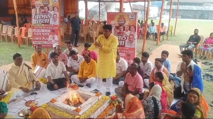 ब्रिगेड मैदान में पीएम मोदी की सभा की सफलता के लिए आसनसोल में हुआ विशाल यज्ञ का आयोजन…