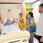 सिंदरी के पूर्व MLA इंद्रजीत महतो से मिलने हैदराबाद पहुंचीं सावित्री देवी, जाना स्वास्थ्य हालचाल…