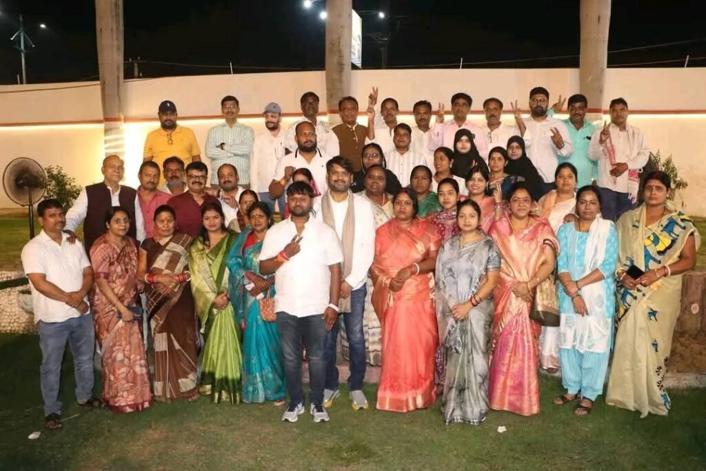 सिंह मेंशन में पार्षदों की ‘चाय पर चर्चा के बहाने हुई गोलबंदी, डिप्टी मेयर चुनाव से पहले सियासी हलचल तेज…आज होगी मतदान….