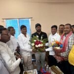 डुमरा के लाल ने बढ़ाया मान..धनबाद सांसद व बाघमारा विधायक ने दी बधाई…