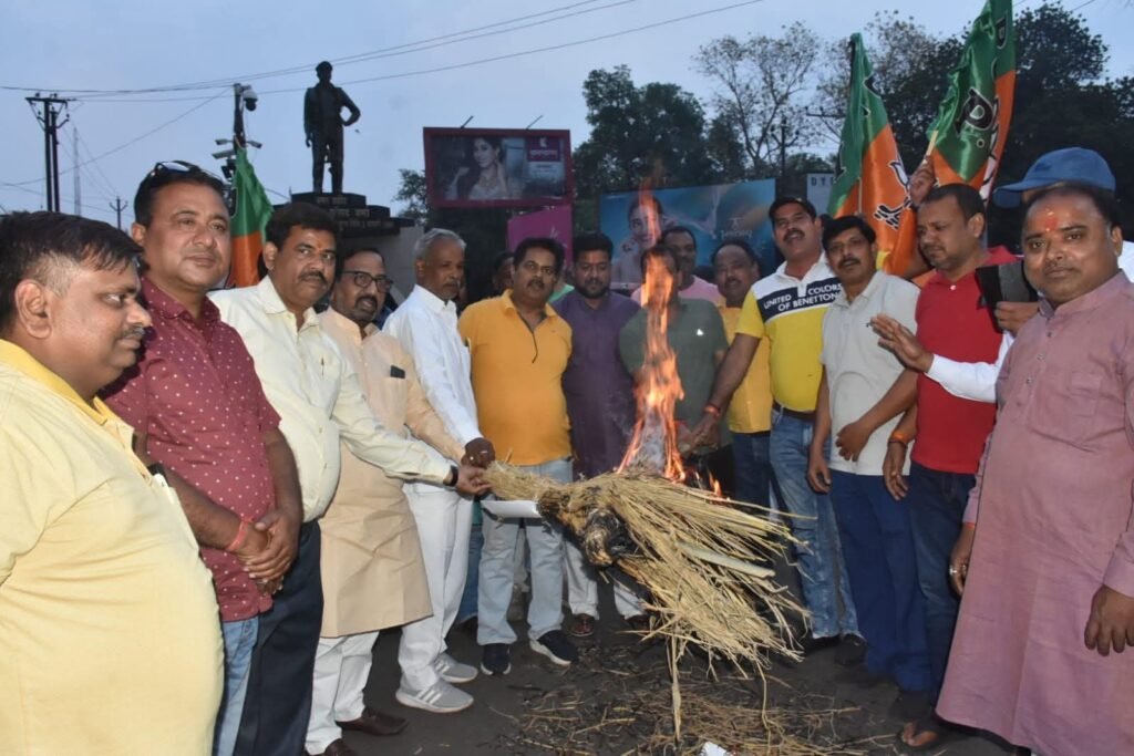 सीएम हेमंत सोरेन के बयान पर बवाल, राज सिन्हा ने बताया निंदनीय और आस्था पर आघात…