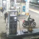 राँची में अपराधियों का तांडव: एक ही रात में तीन पेट्रोल पंप लूटे, दुकानदार पर चाकू से हमला….