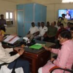 बिना सूचना कटी बिजली: जीएम से मिले विधायक राज सिन्हा…