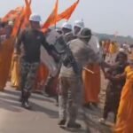 बरकट्ठा में रामनवमी जुलूस के दौरान बवाल, पुलिस और श्रद्धालुओं के बीच झड़प से तनावपूर्ण माहौल…