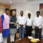 धनबाद सांसद ढुलू महतो द्वारा रेलवे विकास से जुड़े विभिन्न महत्वपूर्ण प्रस्तावों को लेकर केंद्रीय रेल मंत्री को भेजा विस्तृत पत्र…