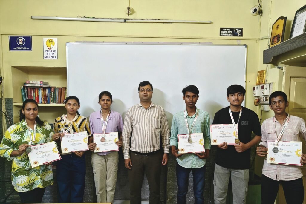 मनीष कोचिंग सेंटर, झरिया के विद्यार्थियों का ओलंपियाड में उत्कृष्ट प्रदर्शन…