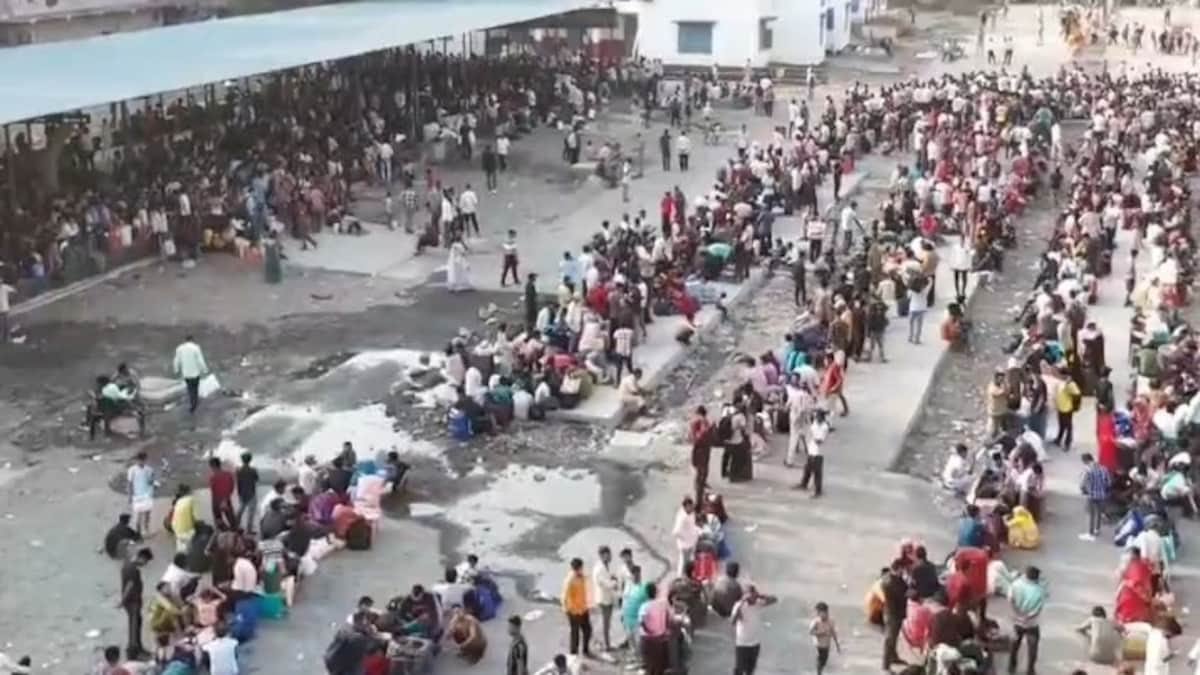 सूरत स्टेशन पर बवाल: भीड़ बेकाबू, लाठीचार्ज—मिडिल ईस्ट तनाव और LPG संकट का असर….