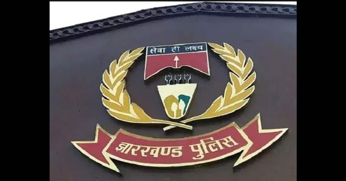 धनबाद ट्रांसफर केस पर हाईकोर्ट सख्त: 54 पुलिसकर्मियों की वापसी का आदेश…