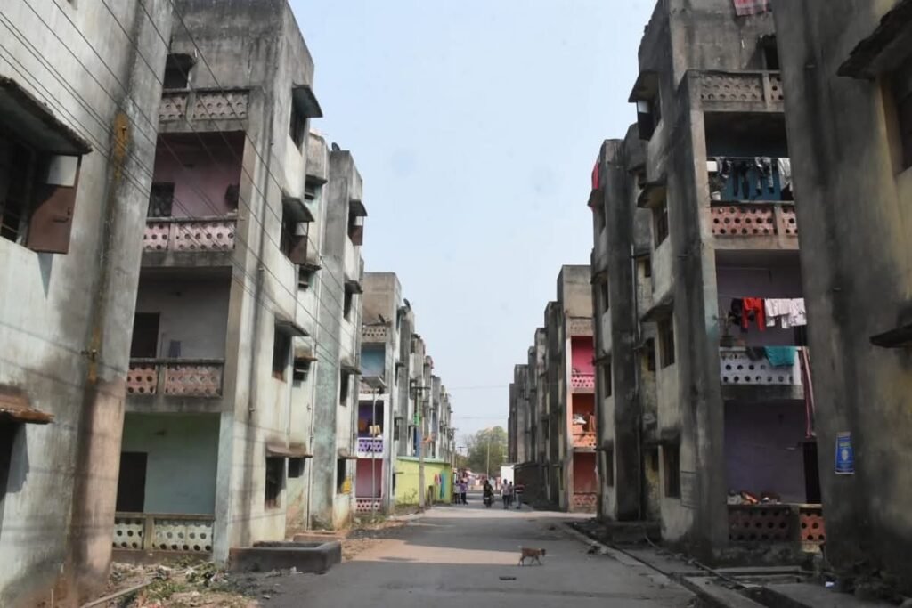 बेलगड़िया में बीसीसीएल की अधिग्रहित जमीन कागज पर हुई सरकारी, 15 हजार परिवारों का भविष्य अधर में…