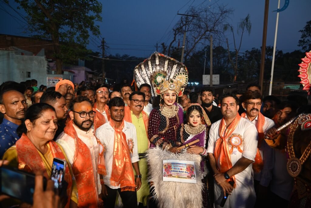 सिंदरी में धूमधाम से मनाया गया हनुमान जन्मोत्सव, निकली भव्य शोभायात्रा…