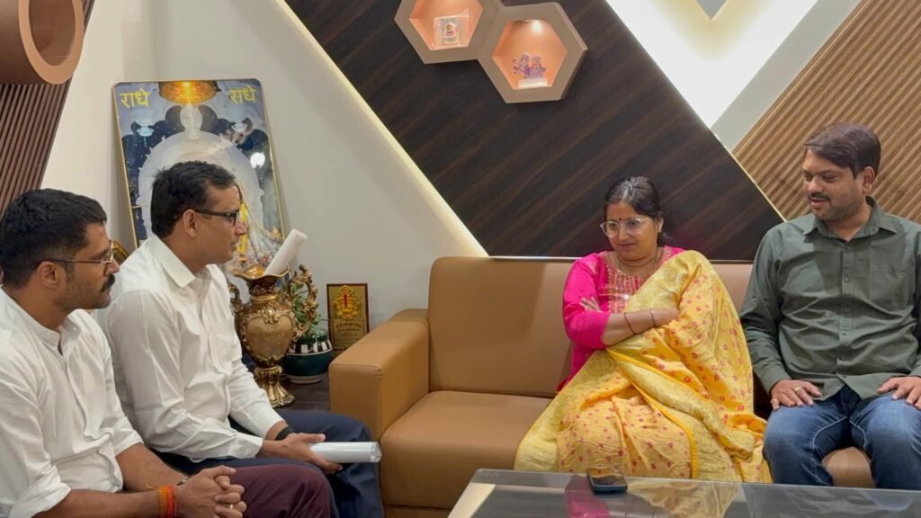 रेल प्रबंधन ने मेयर संजीव सिंह से मांगी माफी..कहा ,फिर से ऐसी गलती नहीं होगी…