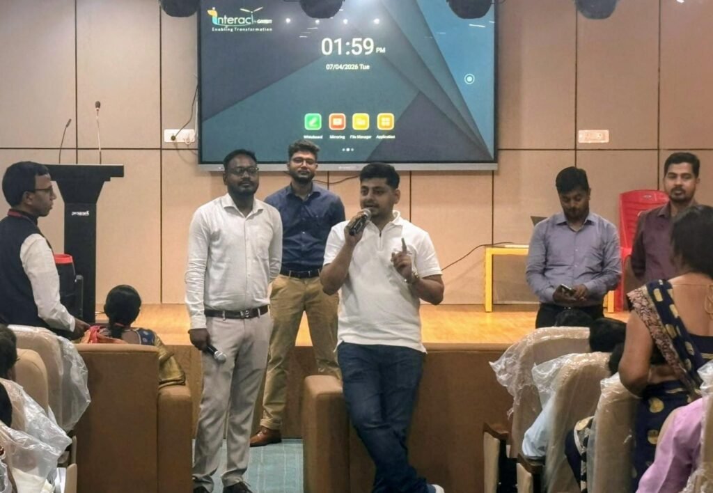 मुखियाओं के प्रशिक्षण में पहुंचे उपायुक्त…