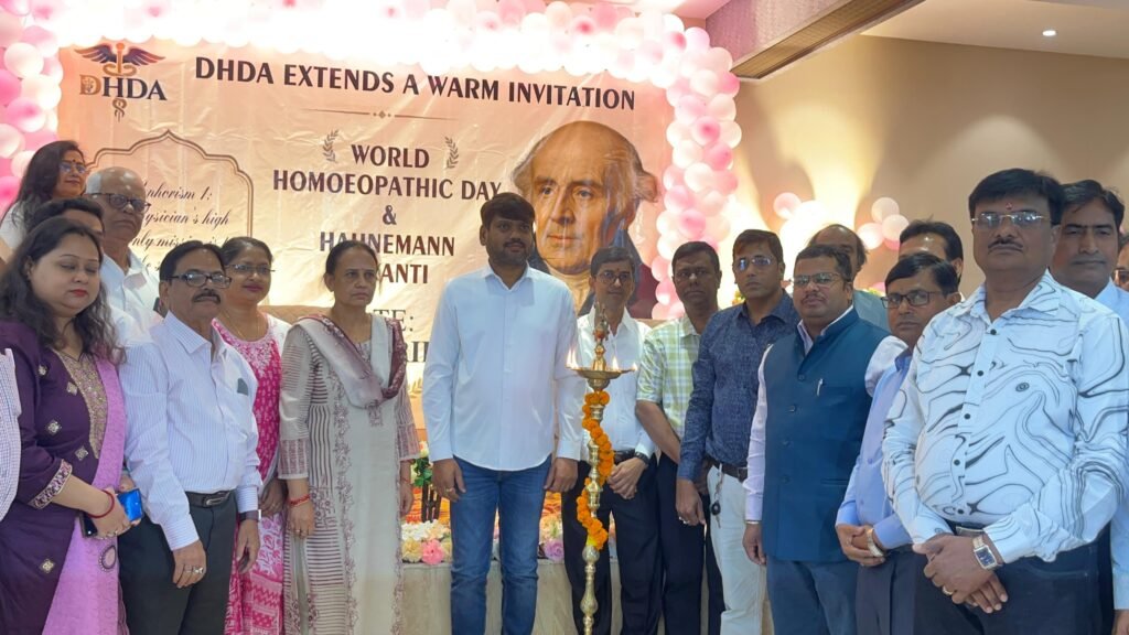 वर्ल्ड होम्योपैथिक डे पर महापौर संजीव सिंह का सम्मान, होम्योपैथी के लाभों पर रखे विचार…