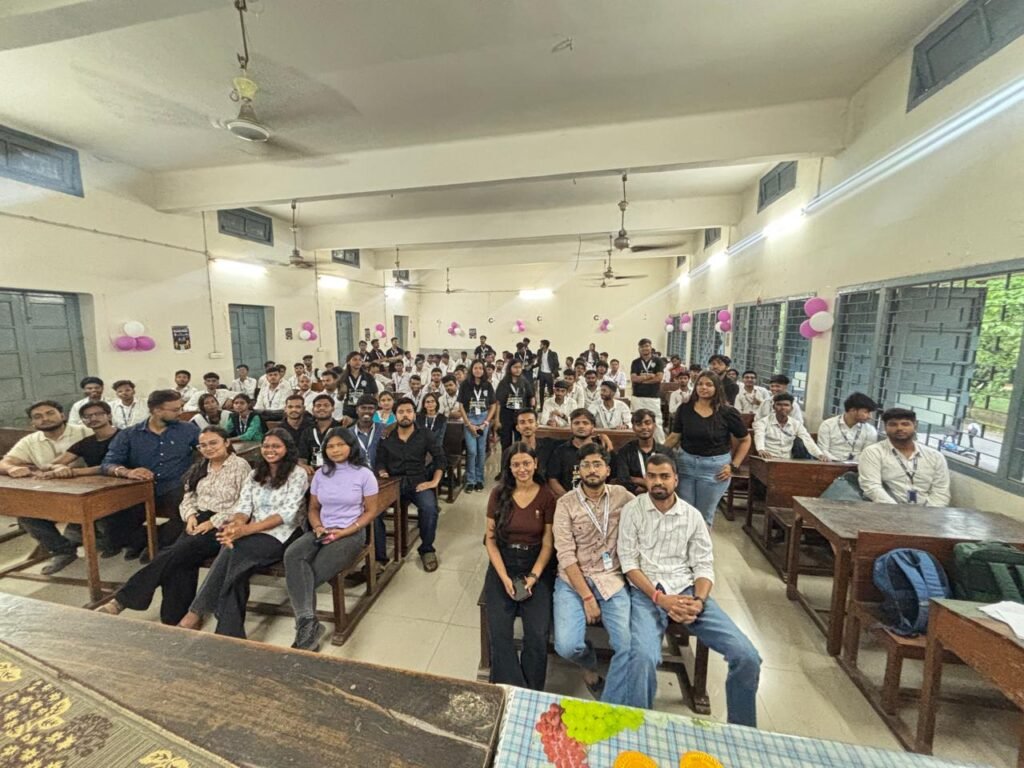 बीआईटी सिंदरी में ‘इलेक्ट्रोफिएस्टा’ का भव्य आगाज़छात्रों में दिखा तकनीकी उत्साह, एप्टीट्यूड राउंड से हुई शुरुआत…