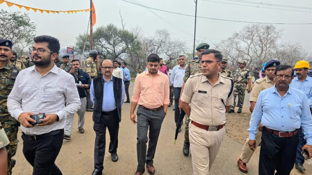 उपायुक्त व एसएसपी ने किया केन्दुआडीह का भ्रमण…