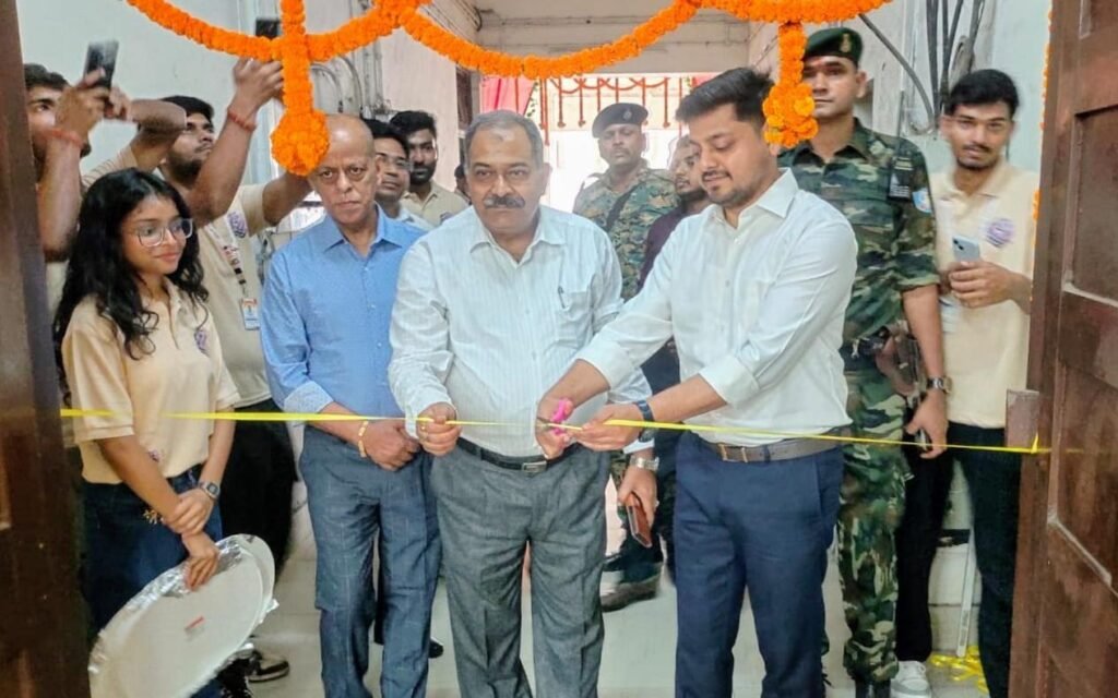 उपायुक्त ने छात्रों को पढने की आदत विकसित करने के लिए किया प्रेरित…