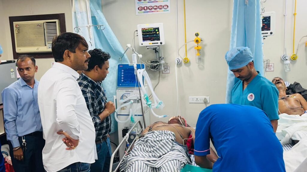 सोनारडीह में युवक को लगी गोली, हालत नाजुक,मेयर संजीव सिंह पहुंचे अस्पताल, दोषियों पर सख्त कार्रवाई की मांग…