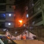 जमशेदपुर: सोनारी के आवास टावर अपार्टमेंट में AC ब्लास्ट से लगी भीषण आग, कई लोग फंसे, रेस्क्यू जारी…