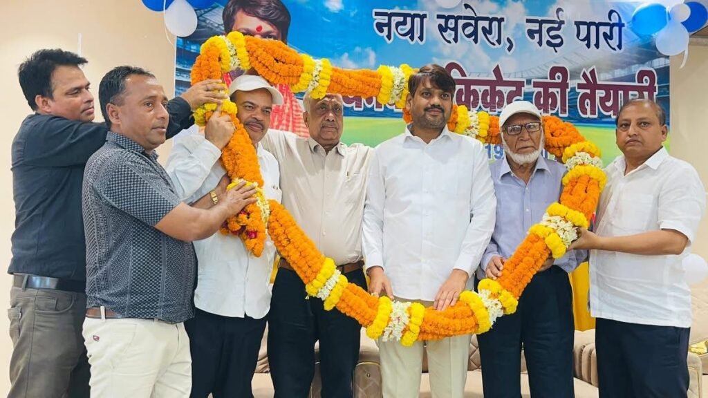 “नया सवेरा, नई पारी” कार्यक्रम में बतौर मुख्य अतिथि पहुंचे मेयर संजीव सिंह, धनबाद क्रिकेट को नई दिशा देने का आह्वान…