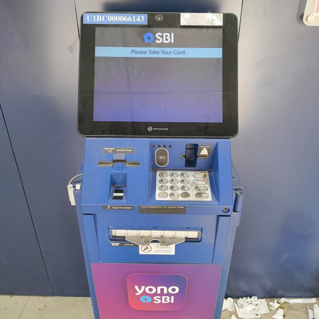 सिंदरी में SBI का ATM बना समस्या का कारण, महीनों बाद लगा लेकिन ज्यादातर रहता है बंद…