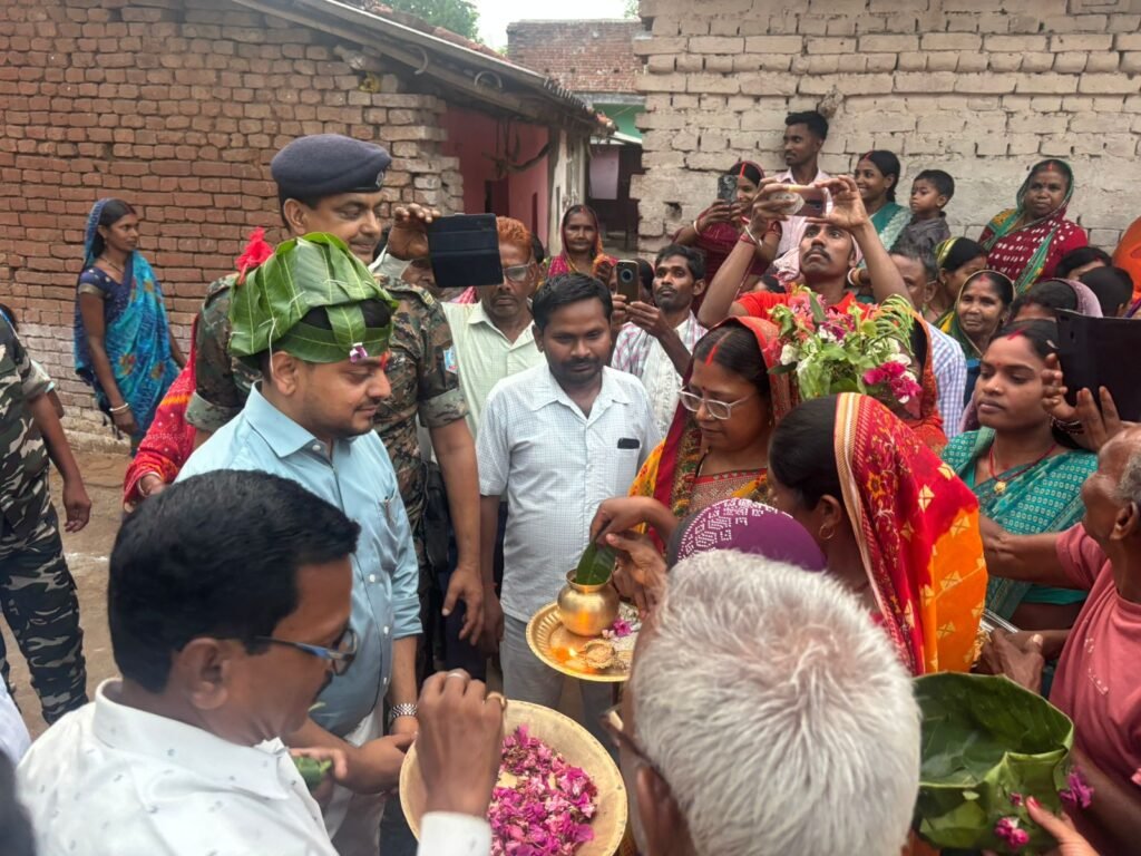 तोपचांची के सुदूरवर्ती नेरो पंचायत का उपायुक्त ने किया दौरा…