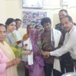 Humanity :सबलपुर ओल्ड ऐज होम से मां को घर ले गया बेटा, इंसानियत की भावुक मिसाल बनी घटना…