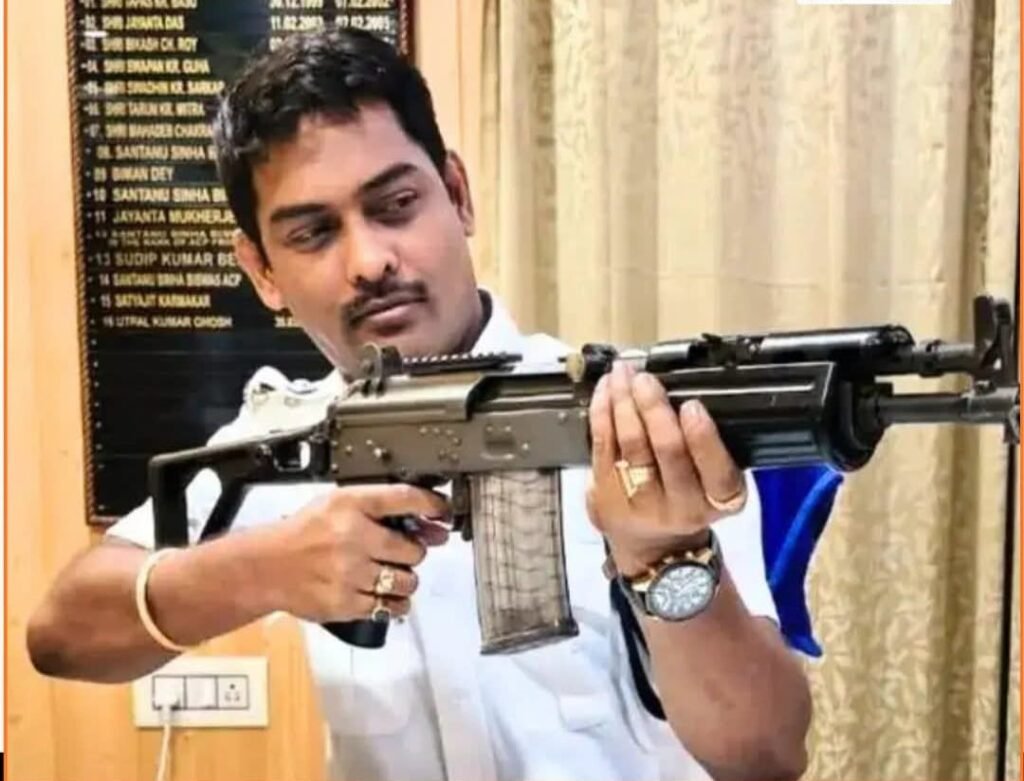कालीघाट थाने के प्रभारी गौतम दास सस्पेंड, सोशल मीडिया पोस्ट बना कारण…