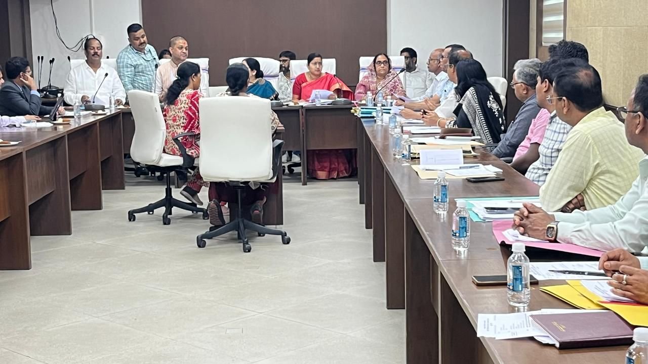 झरिया विधायक रागिनी सिंह की पहल पर धनबाद के धार्मिक स्थलों के विकास एवं पर्यटन विस्तार को मिली स्वीकृति…