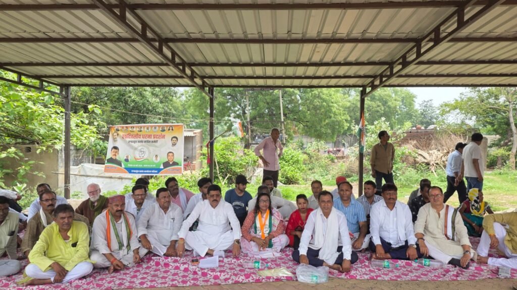 पेट्रोल, डीजल और रसोई गैस की महंगाई के खिलाफ एग्यारकुंड प्रखंड मुख्यालय पर कांग्रेस का धरना प्रदर्शन…