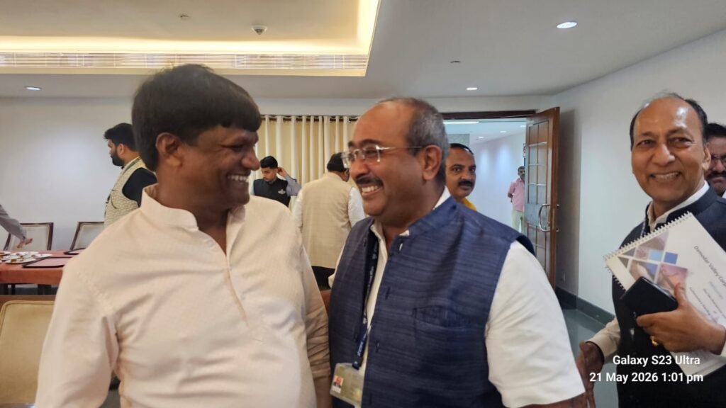 जनता, श्रमिकों, शिक्षकों, छात्राओं एवं पेंशनरों के अधिकारों के साथ क्षेत्रीय विकास, CSR एवं कर्मचारी हित से जुड़े गंभीर मुद्दे सांसद ढुलू महतो ने डीवीसी प्रबंधन के समक्ष उठाए…