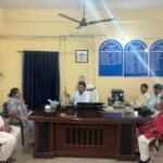 जिप अध्यक्ष ने बिजली GM से की मुलाकात..
