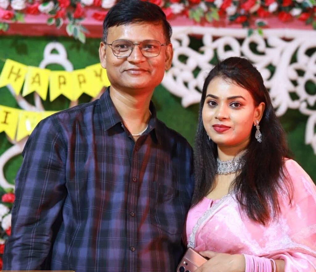 “पत्नी को पढ़ाने के लिए बेच दी जमीन, नौकरी मिलते ही छोड़ा पति-बेटा! हाजीपुर से चौंकाने वाला मामला”..